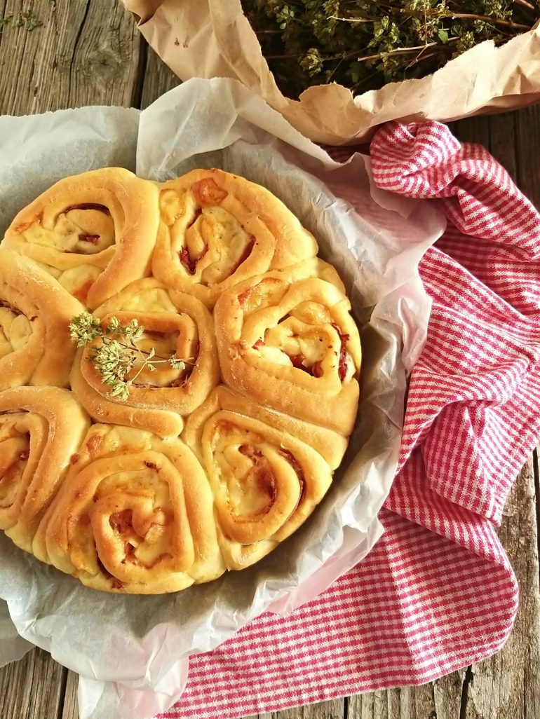 Torta di rose salata