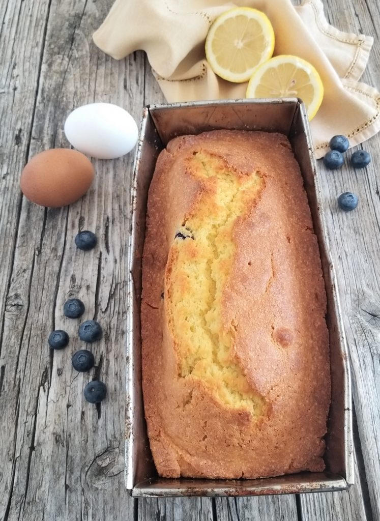 Plumcake al limone e mirtilli